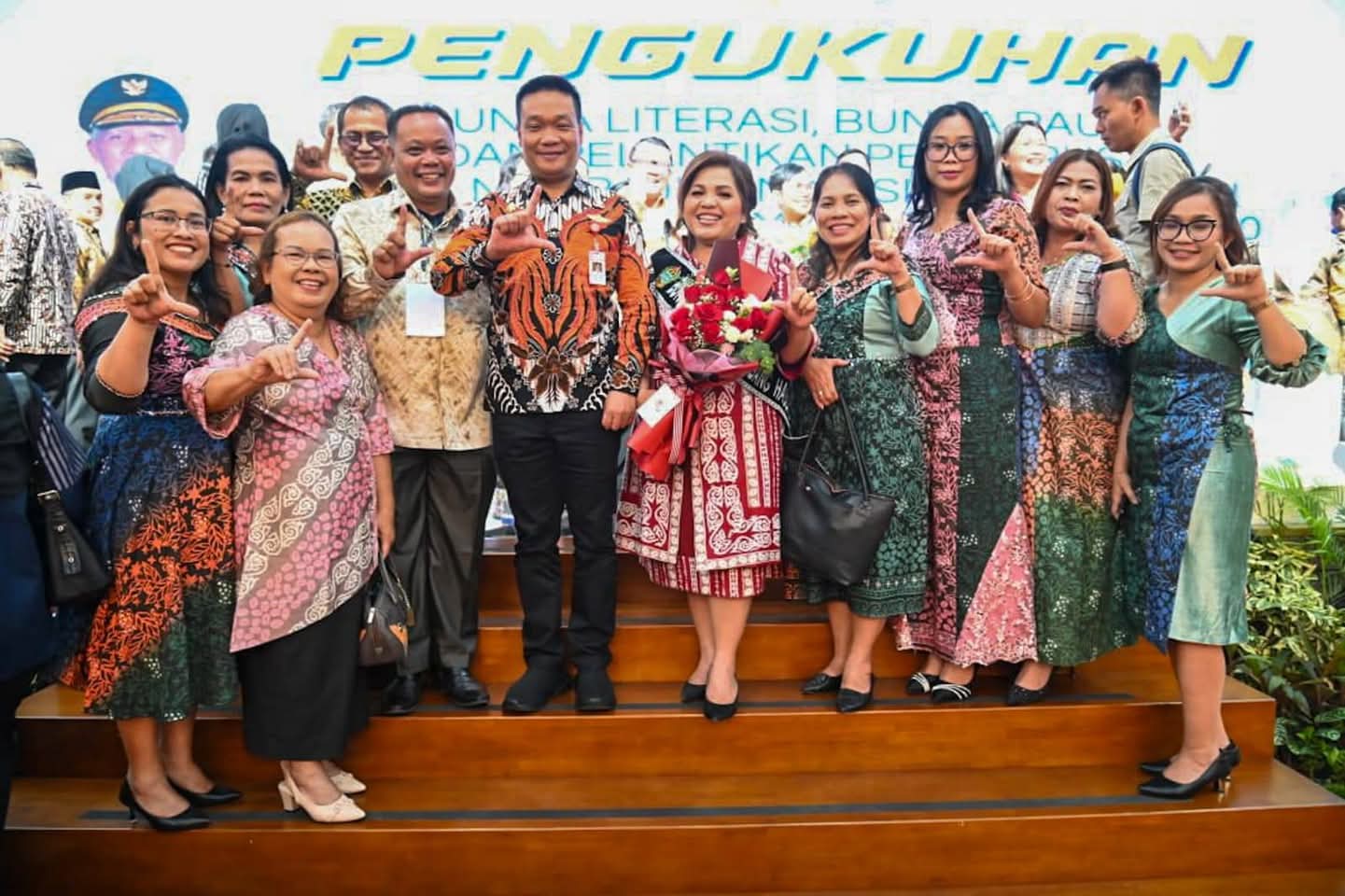 Bupati Humbahas Hadiri Pengukuhan Bunda PAUD, Bunda Literasi