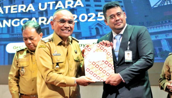 Pemkab Simalungun Mantapkan Layanan Kesehatan Berkeadilan Lewat UHC: Warga Kini Bisa Berobat Cukup Tunjukkan KTP