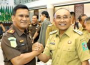 Bupati Simalungun Tantatangani MoU Terkait Penguatan Integritas Pelaksanaan Pidana Kerja Sosial Bagi Pelaku Tipiring