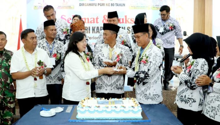 HUT PGRI ke 80 Simalungun Dirangkai Pengukuhan Pengurus Periode 2025-2030: Hadirkan Suasana Sekolah Yang Inklusif Bagi Setiap Peserta Didik