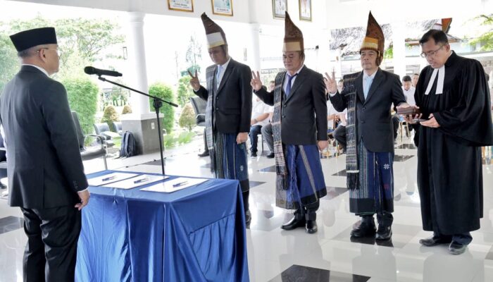 Dewas PDAM Kabupaten Simalungun Periode 2025-2029 Resmi Dilantik Oleh Bupati Simalungun